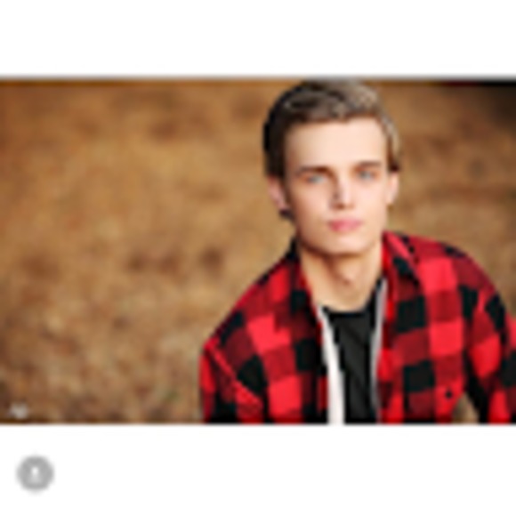 Meet your Posher, Dillard - Picture 1 of 1